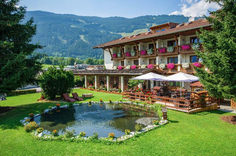 Gansl Hotel & Residences Saalfelden Екстер'єр фото